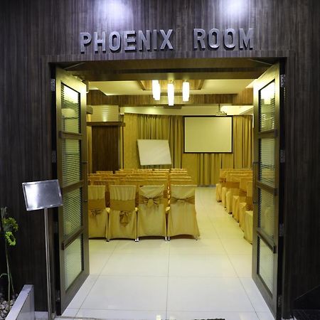 Hotel Alka Residency Thane Exteriör bild